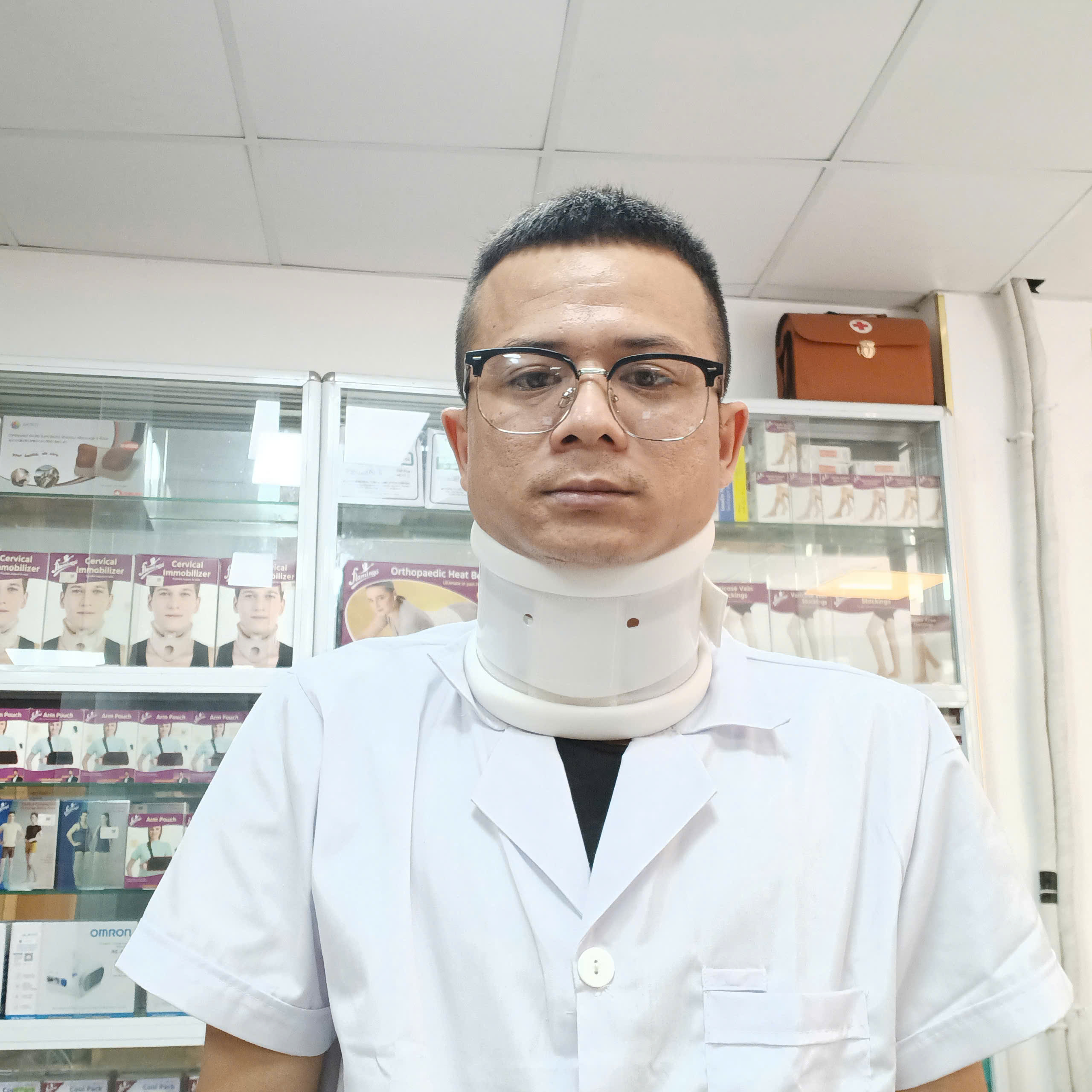 Đai Nẹp Cột Sống Cổ SunOrthotech Cao Cấp SPCA202 – Chính Hãng 7 z6647344786239 48cf9e823c8cba7b17b6d5d58b1a5215